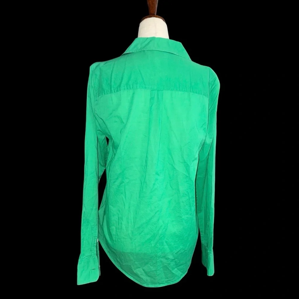 J. Crew Kelly Green Old Money Button Up Shirt Long Sleeve Collared Preppy Blouse